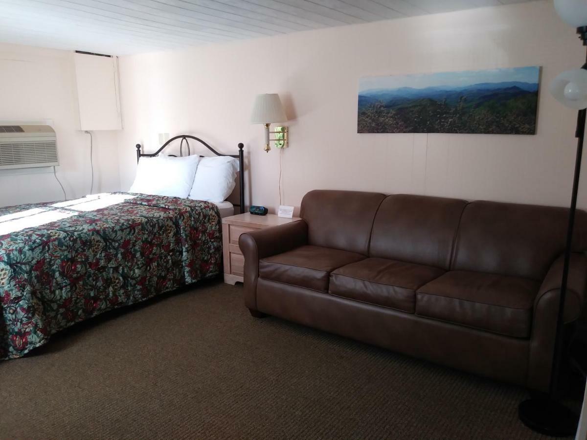 Riverbend Lodging Bryson City Εξωτερικό φωτογραφία